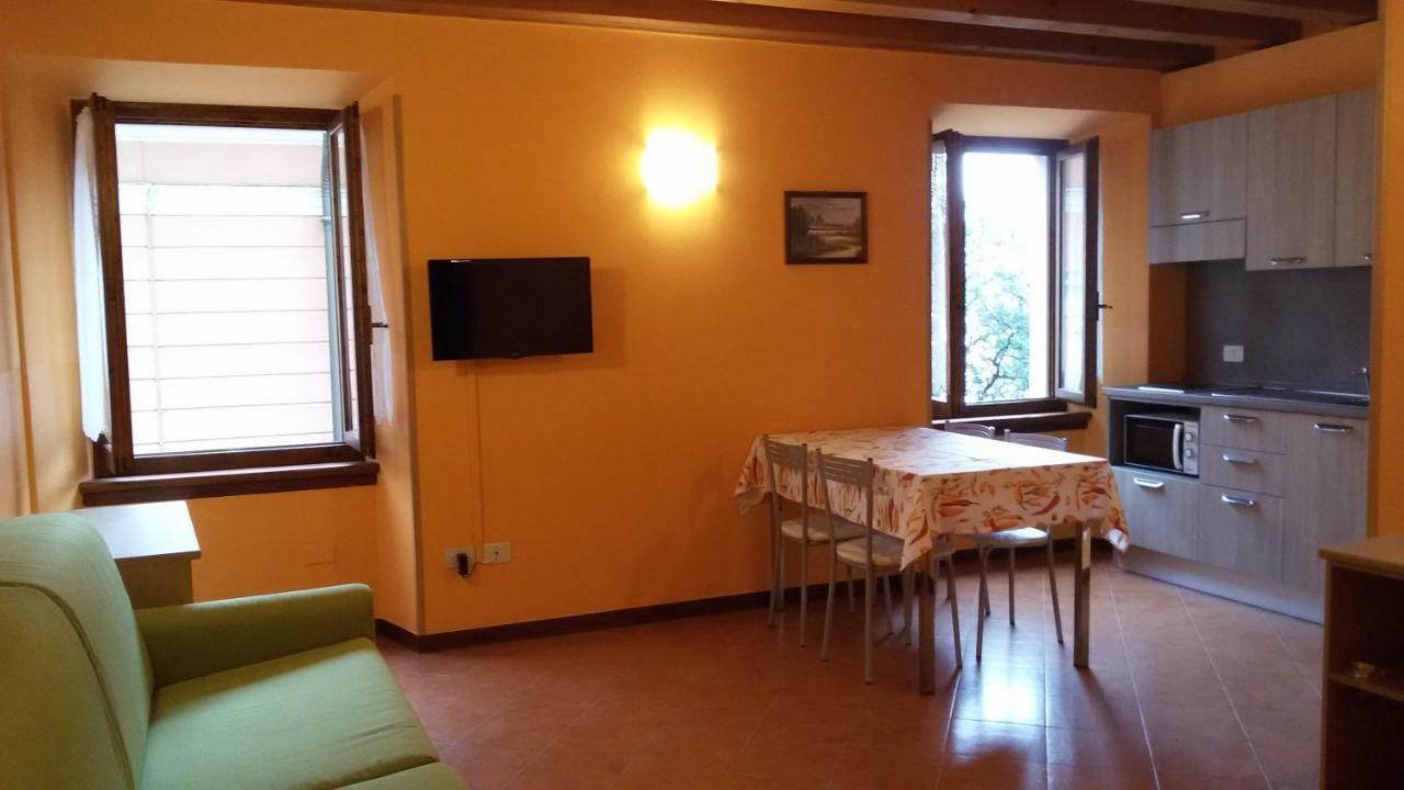 Ariel Appartamenti Limone sul Garda Exterior foto